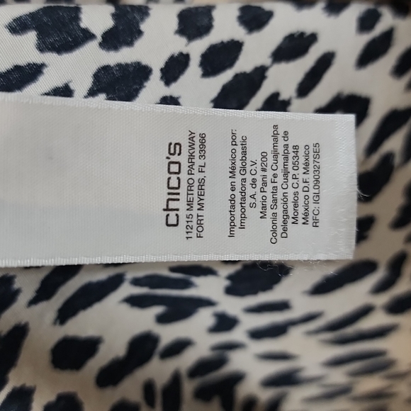 Chico's leaord print button down long sleeve 100% cotton no-iron blouse size 1 - Picture 5 of 6